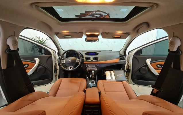 imagem-https://www.socarrao.com.br/sc-vehicle-images-prod/4070333/1790197064068-MTIuanBn.jpg