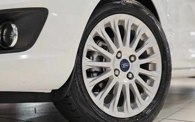 imagem-https://www.socarrao.com.br/sc-vehicle-images-prod/4070367/1790196913203-1_052857.jpg