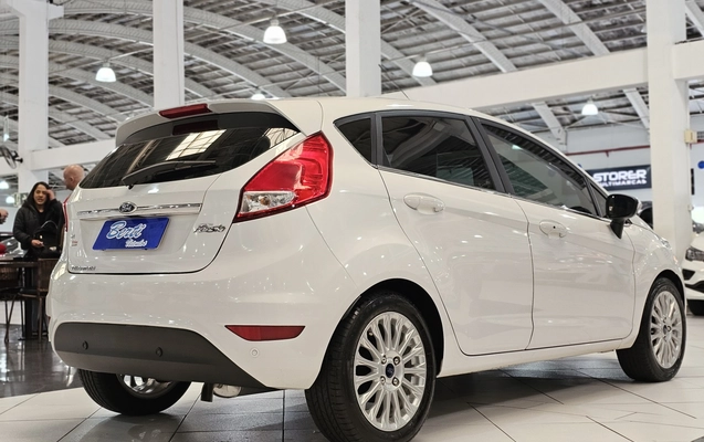 imagem-https://www.socarrao.com.br/sc-vehicle-images-prod/4070367/1790196913205-1_052905.jpg