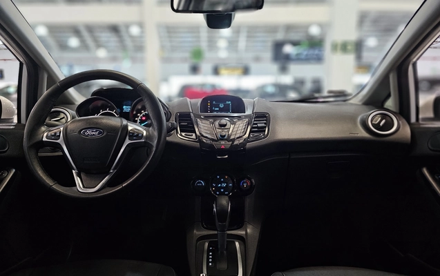 imagem-https://www.socarrao.com.br/sc-vehicle-images-prod/4070367/1790196913206-1_052913.jpg