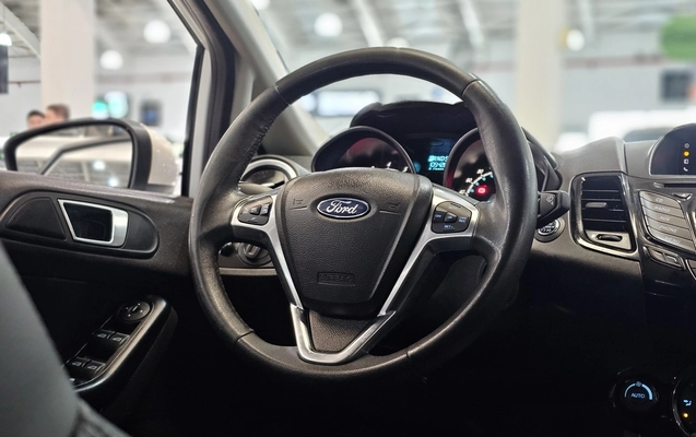 imagem-https://www.socarrao.com.br/sc-vehicle-images-prod/4070367/1790196913207-1_052915.jpg