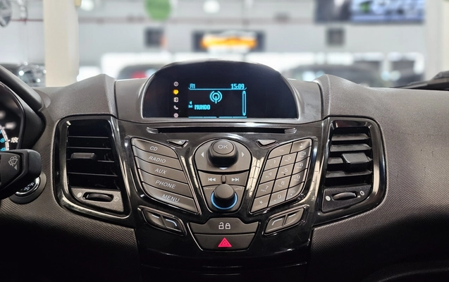 imagem-https://www.socarrao.com.br/sc-vehicle-images-prod/4070367/1790196913210-1_052924.jpg