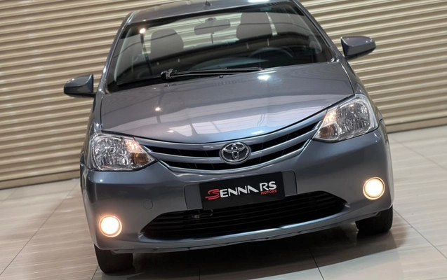 imagem-https://www.socarrao.com.br/sc-vehicle-images-prod/4070407/1790196987055-TGarYuBaz9Wl10nFGIUCNmpdaXRrfgj8.jpg