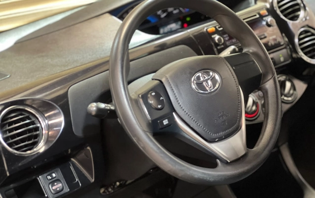 imagem-https://www.socarrao.com.br/sc-vehicle-images-prod/4070407/1790196987060-adVuGqMU5pLSyddp25MudwkubGIhV5sR.jpg