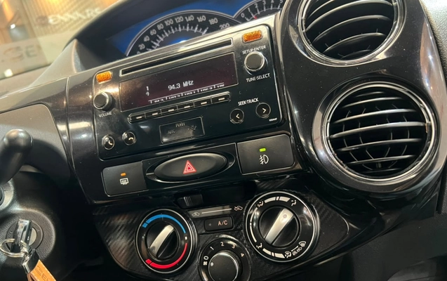 imagem-https://www.socarrao.com.br/sc-vehicle-images-prod/4070407/1790196987063-AE2k7Bnwx3NJgvkjmVxq4BxCu9dXbTtl.jpg