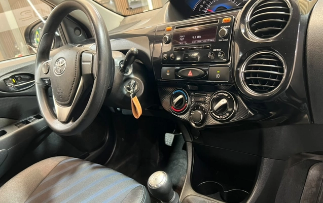 imagem-https://www.socarrao.com.br/sc-vehicle-images-prod/4070407/1790196987064-iAkQA8slzOpqXD7OmrhBqvHevZM0cZMR.jpg