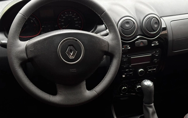 imagem-https://www.socarrao.com.br/sc-vehicle-images-prod/4070431/1790197033764-7554bb2b-d04b-c050-f1b1-3a23e239b5c8.jpg