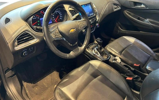 imagem-https://www.socarrao.com.br/sc-vehicle-images-prod/4070456/1790197119369-8506578_7_B_e5d30b282f.jpeg