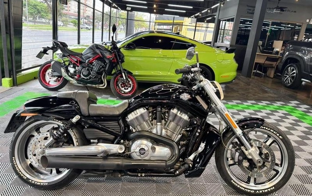 imagem-https://www.socarrao.com.br/sc-vehicle-images-prod/4070458/1790433389950-8492841_11_B_b1dc34a64f.jpeg