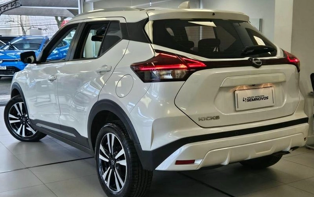 imagem-https://www.socarrao.com.br/sc-vehicle-images-prod/4070461/1790197133449-8497641_1_B_3a2a704148.jpeg
