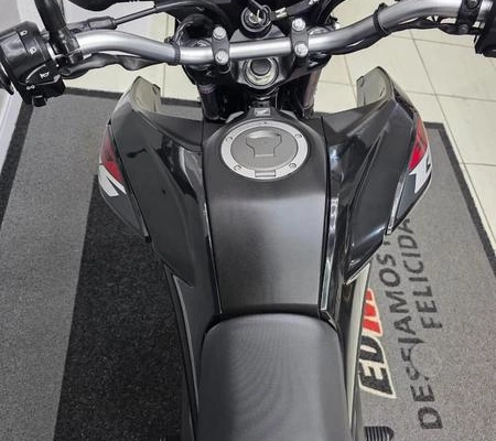 imagem-https://www.socarrao.com.br/sc-vehicle-images-prod/4070480/1790197173765-8503217_2_B_d7131a1b3f.jpeg