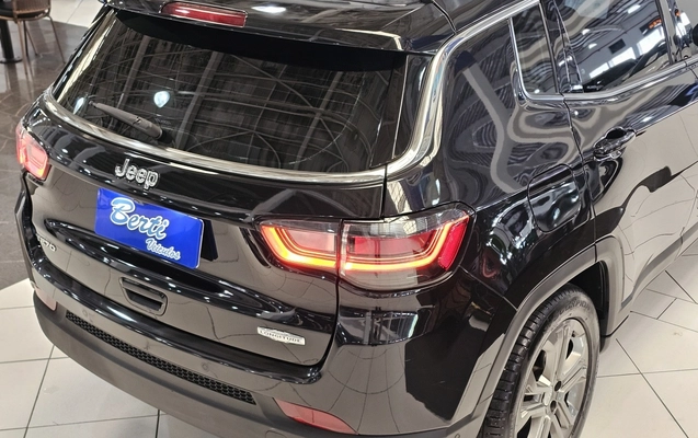imagem-https://www.socarrao.com.br/sc-vehicle-images-prod/4070484/1790197177502-1_050902.jpg