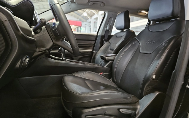 imagem-https://www.socarrao.com.br/sc-vehicle-images-prod/4070484/1790197177519-1_050932.jpg
