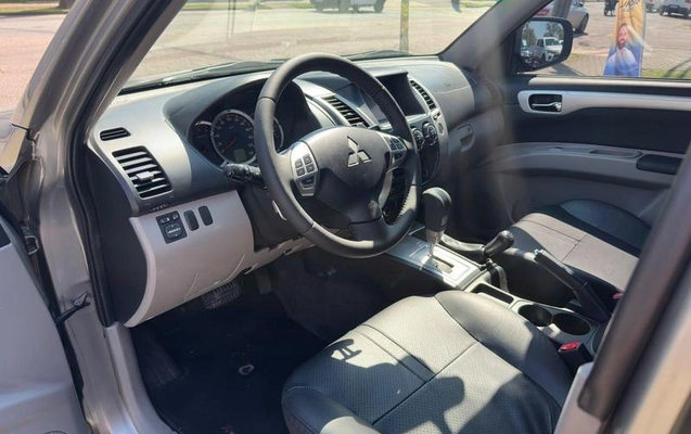 imagem-https://www.socarrao.com.br/sc-vehicle-images-prod/4070493/1790197195049-8495880_0_B_ac79d30cd2.jpeg