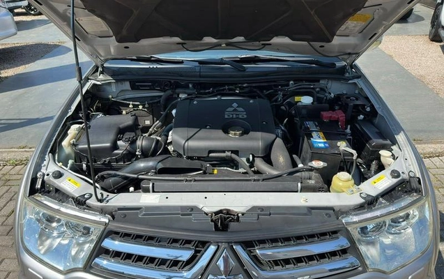 imagem-https://www.socarrao.com.br/sc-vehicle-images-prod/4070493/1790197195070-8495880_3_B_97885a330a.jpeg