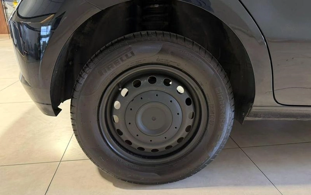 imagem-https://www.socarrao.com.br/sc-vehicle-images-prod/4070495/1790252525164-8500668_11_B_07f83c913b.jpeg