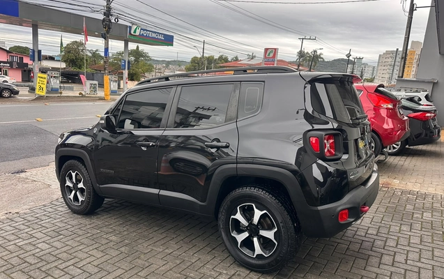 imagem-https://www.socarrao.com.br/sc-vehicle-images-prod/4070498/1790197231756-621fe071-4b0e-4484-abd4-19b55ffc2fd0.jpeg
