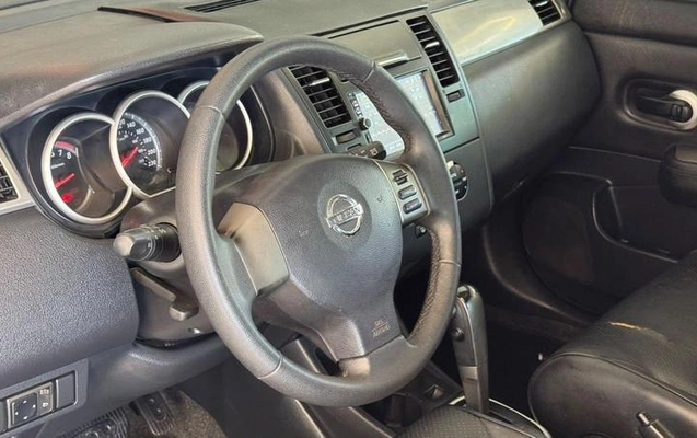 imagem-https://www.socarrao.com.br/sc-vehicle-images-prod/4070500/1790197241977-8472747_7_B_6b0a77b7cd.jpeg