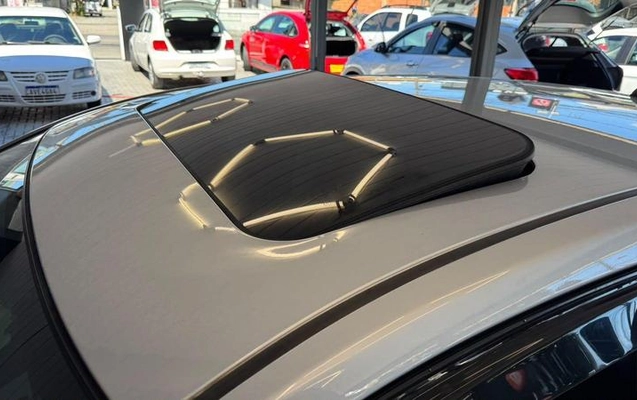 imagem-https://www.socarrao.com.br/sc-vehicle-images-prod/4070500/1790197241987-8472747_14_B_4747be6bb7.jpeg