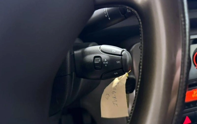 imagem-https://www.socarrao.com.br/sc-vehicle-images-prod/4070504/1790252693946-8495983_14_B_6336327d49.jpeg