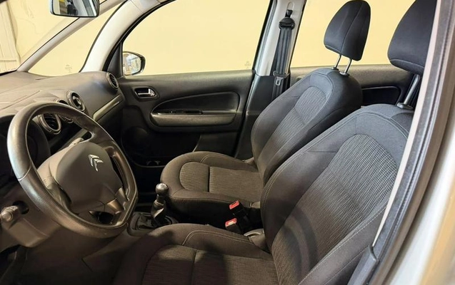 imagem-https://www.socarrao.com.br/sc-vehicle-images-prod/4070504/1790252693957-8495983_5_B_4816f2de43.jpeg