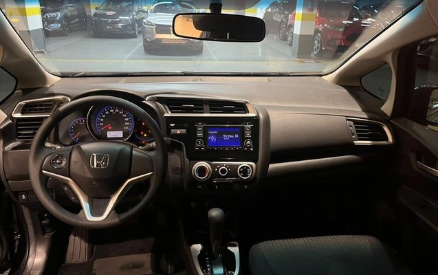 imagem-https://www.socarrao.com.br/sc-vehicle-images-prod/4070659/1790197559690-8506796_3_B_9e46f5eea6.jpeg