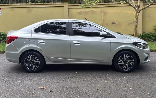 imagem-https://www.socarrao.com.br/sc-vehicle-images-prod/4070682/1790197579567-8403950_9_B_87810656ee.jpeg