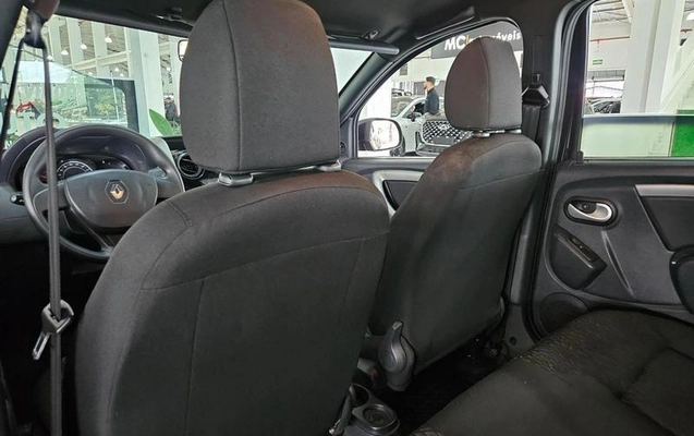 imagem-https://www.socarrao.com.br/sc-vehicle-images-prod/4070738/1790197628606-8505414_13_B_93aa85f37e.jpeg