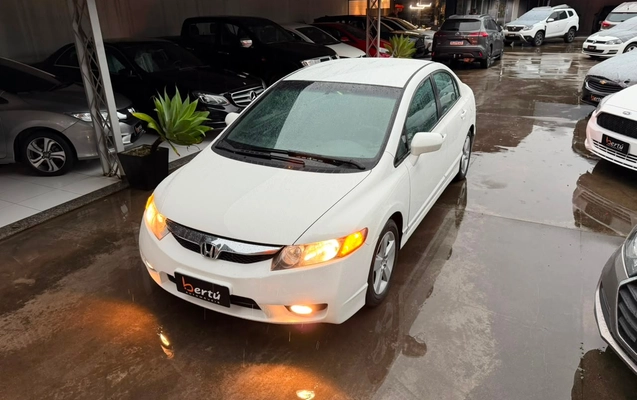 imagem-https://www.socarrao.com.br/sc-vehicle-images-prod/4070791/1790197751034-4ad0c9a4-ff43-40e5-b72e-54a8306fe084.jpg