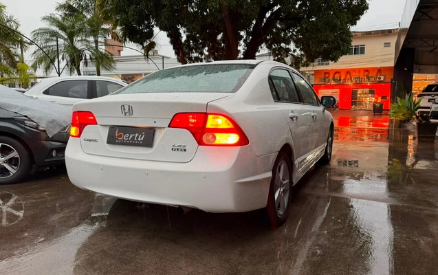 imagem-https://www.socarrao.com.br/sc-vehicle-images-prod/4070791/1790197751037-e45d69ec-37f7-4d20-aecb-1b4c719956c7.jpg