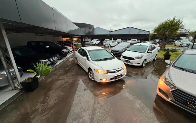 imagem-https://www.socarrao.com.br/sc-vehicle-images-prod/4070791/1790197751047-47a70d3d-253d-4955-8d48-f2af2aaa3cbd.jpg
