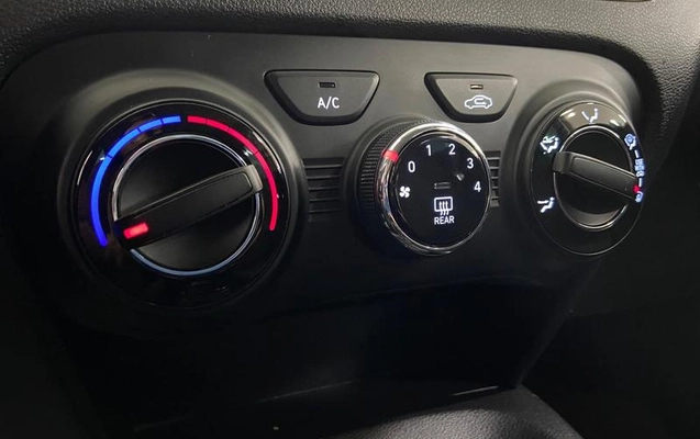 imagem-https://www.socarrao.com.br/sc-vehicle-images-prod/4070795/1790197769105-8506248_13_B_d4c8f13f47.jpeg