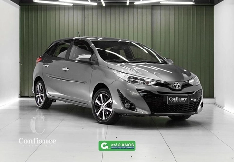 Toyota Yaris 2019 Cinza — foto 1 de 3