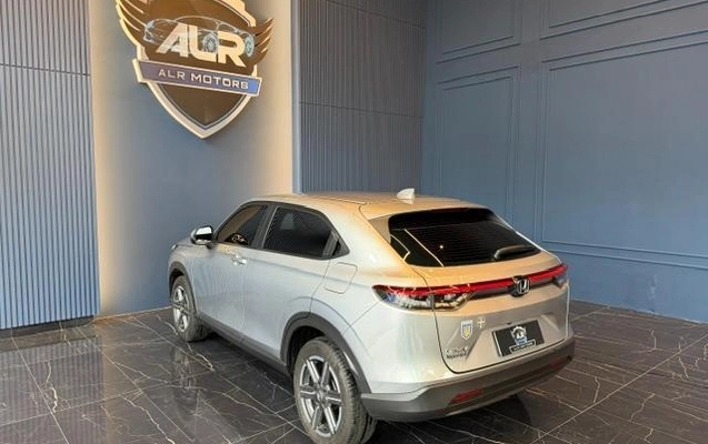 imagem-https://www.socarrao.com.br/sc-vehicle-images-prod/4070844/1790197906167-8506677_7_B_aaf95596dc.jpeg