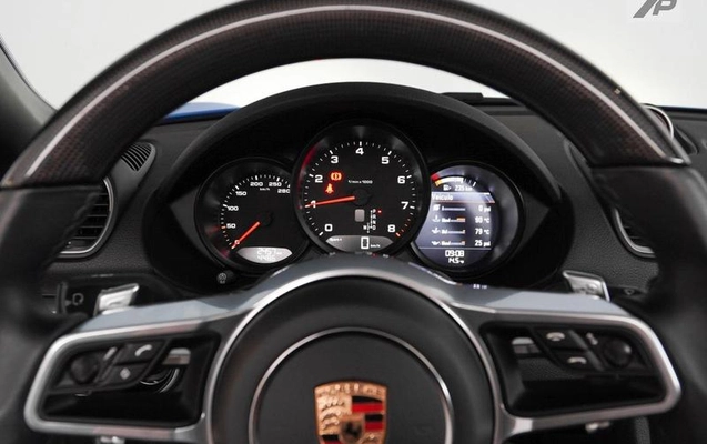 imagem-https://www.socarrao.com.br/sc-vehicle-images-prod/4070851/1790261406724-8476324_15_B_9e7a3d5284.jpeg