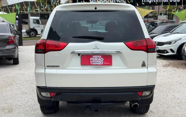 imagem-https://www.socarrao.com.br/sc-vehicle-images-prod/4070930/1790198216072-8507330_5_B_34493c0729.jpeg