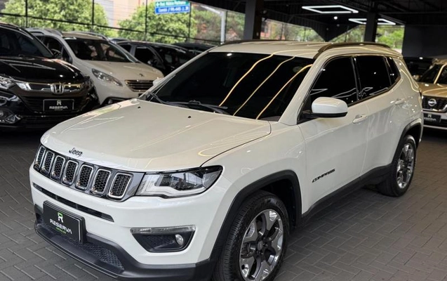 imagem-https://www.socarrao.com.br/sc-vehicle-images-prod/4070960/1790282279576-8411000_0_B_7f1d896e2b.jpeg