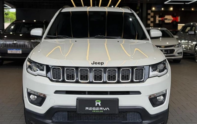 imagem-https://www.socarrao.com.br/sc-vehicle-images-prod/4070960/1790282279580-8411000_1_B_007435eafc.jpeg