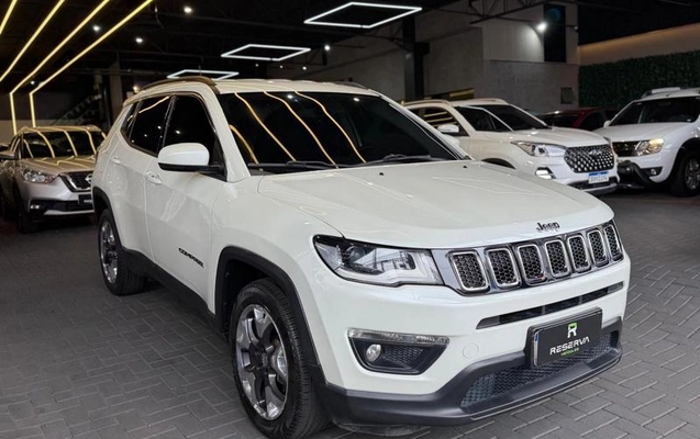 imagem-https://www.socarrao.com.br/sc-vehicle-images-prod/4070960/1790282279583-8411000_2_B_a3e6098112.jpeg