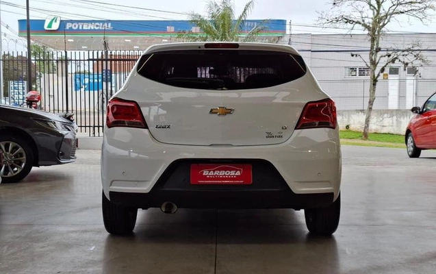 imagem-https://www.socarrao.com.br/sc-vehicle-images-prod/4071036/1790198373965-8507357_1_B_5bf23d238c.jpeg