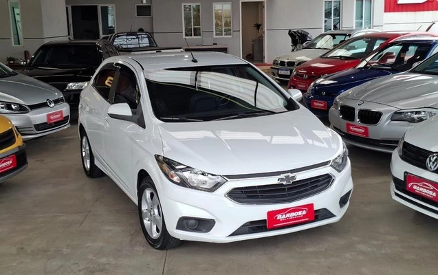 imagem-https://www.socarrao.com.br/sc-vehicle-images-prod/4071036/1790198373965-8507357_8_B_918073cfeb.jpeg