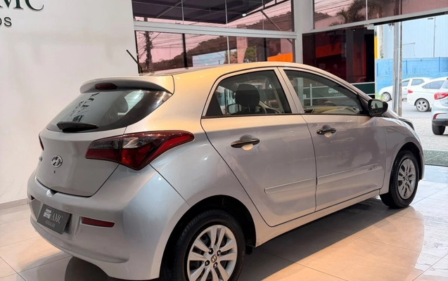 imagem-https://www.socarrao.com.br/sc-vehicle-images-prod/4071127/1790198476348-76ed4c85d8a74f02a72eba43b3b03ae9_1790198386311.jpg