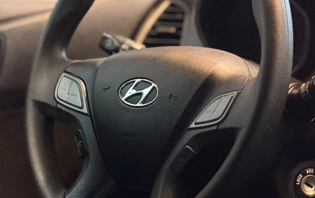imagem-https://www.socarrao.com.br/sc-vehicle-images-prod/4071127/1790198476357-59b87b6cec20467e8f137f27f74176f2_1790198386352.jpg