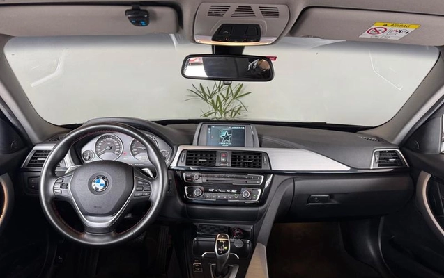 imagem-https://www.socarrao.com.br/sc-vehicle-images-prod/4071203/1790794272379-8504734_11_B_745dc208cb.jpeg