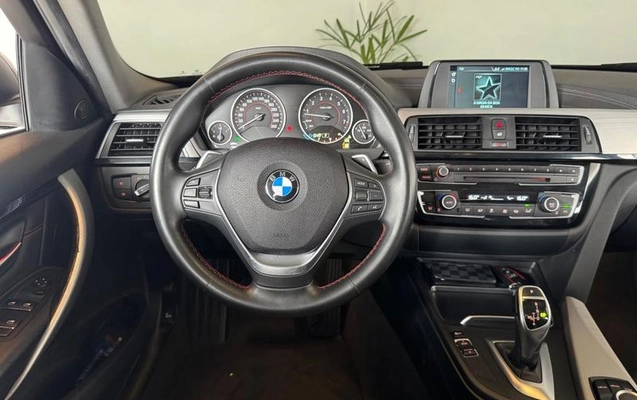 imagem-https://www.socarrao.com.br/sc-vehicle-images-prod/4071203/1790794272380-8504734_12_B_adc2708678.jpeg