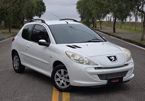 Peugeot 207 XR 1.4 Flex 8V 3p 2012 Branco — foto 1 de 3