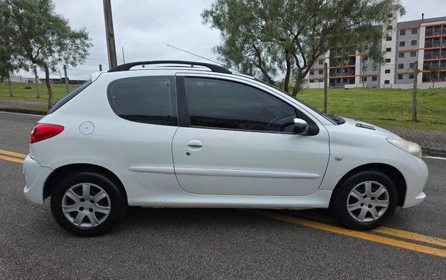 imagem-https://www.socarrao.com.br/sc-vehicle-images-prod/4071207/1791480911448-8507593_7_B_93c2c1ef2b.jpeg