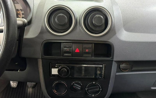 imagem-https://www.socarrao.com.br/sc-vehicle-images-prod/4071209/1790198579985-8489315_9_B_38a97e1c75.jpeg