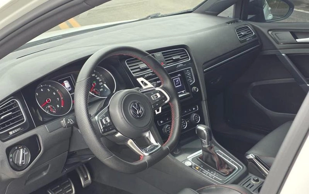 imagem-https://www.socarrao.com.br/sc-vehicle-images-prod/4071223/1790198588505-8503238_7_B_d5fef3f086.jpeg