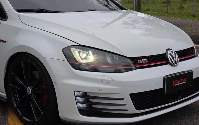 imagem-https://www.socarrao.com.br/sc-vehicle-images-prod/4071223/1790198588507-8503238_16_B_c5479c5aae.jpeg